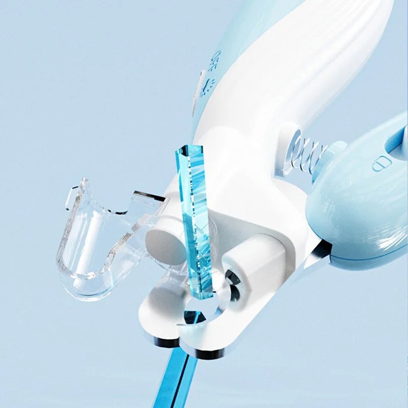 Pet Nail Clippers with LED Light - Image 5